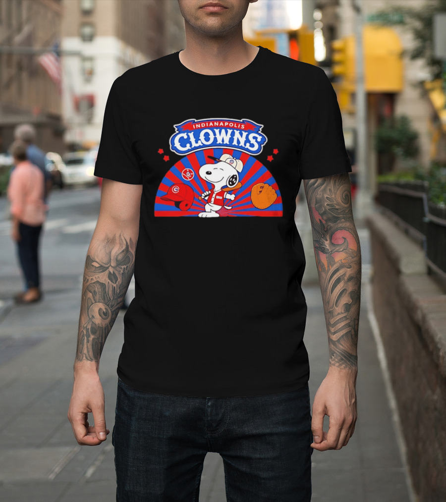 Snoopy Indianapolis Clowns Baseball Vintage Style Red Blue Peanuts Comic Strip Baseball Bat Glove Cap T-Shirt