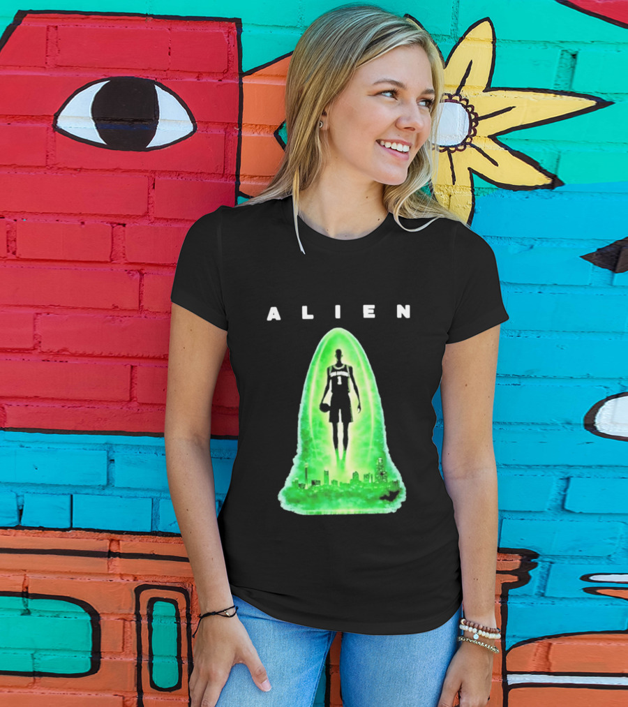 Alien Wemby San Antonio Alien Basketball Cityscape T-Shirt