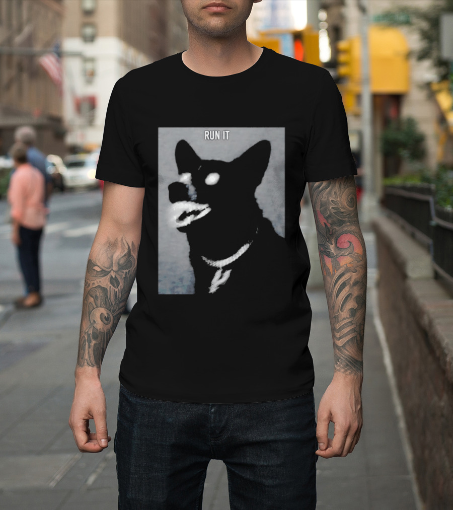 Run It Black Dog Diamond Grill Spurs Pendant T-Shirt