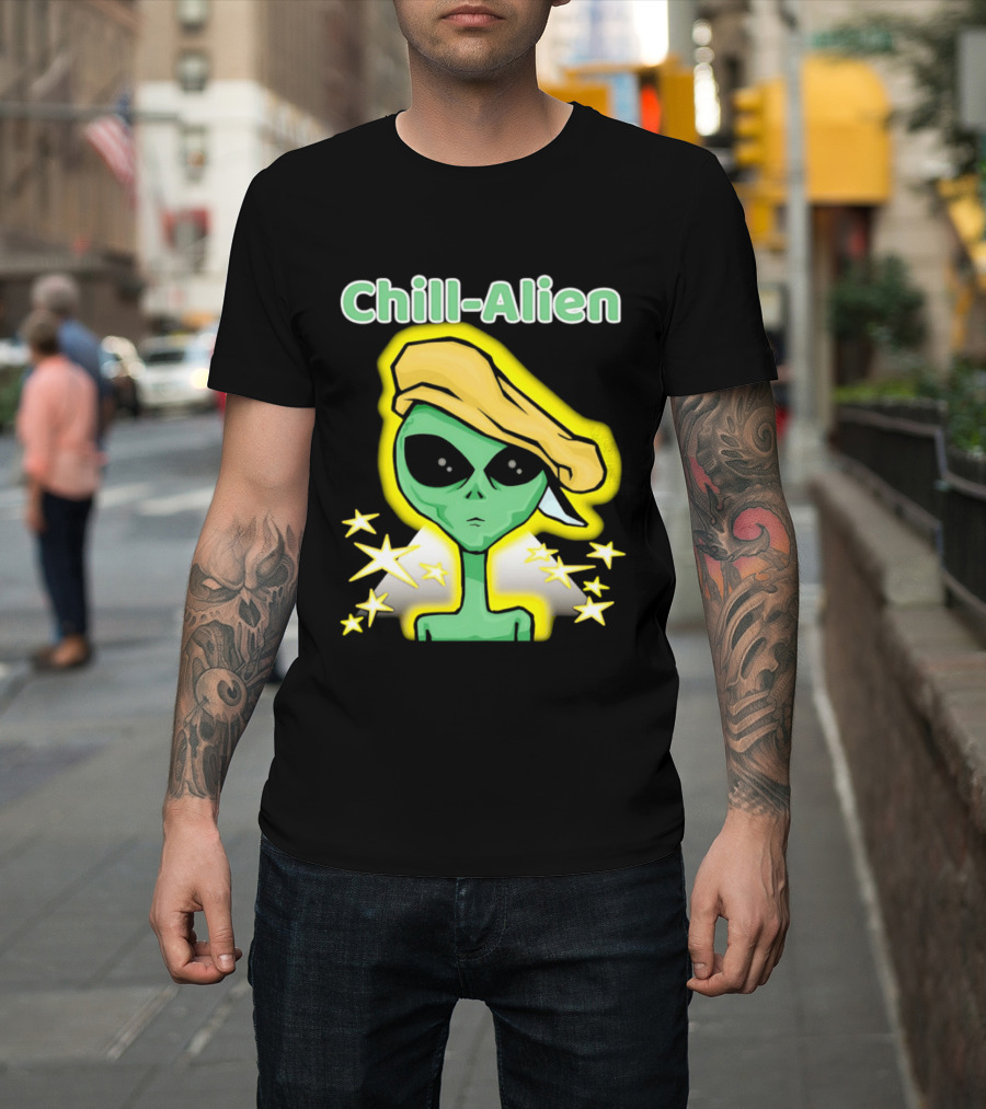Chill Alien Beret Hat Stars Glow T-Shirt