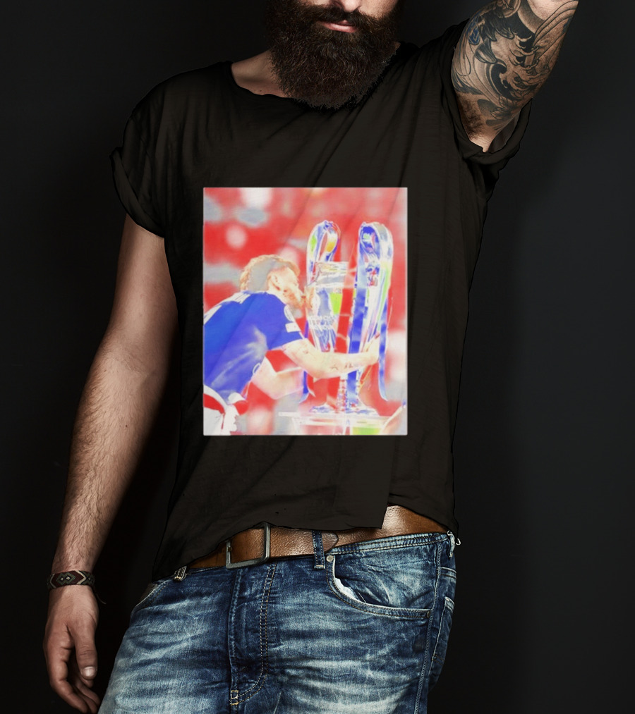 Khvicha Kvaratskhelia PSG UEFA Champions League Trophy Celebration T-Shirt