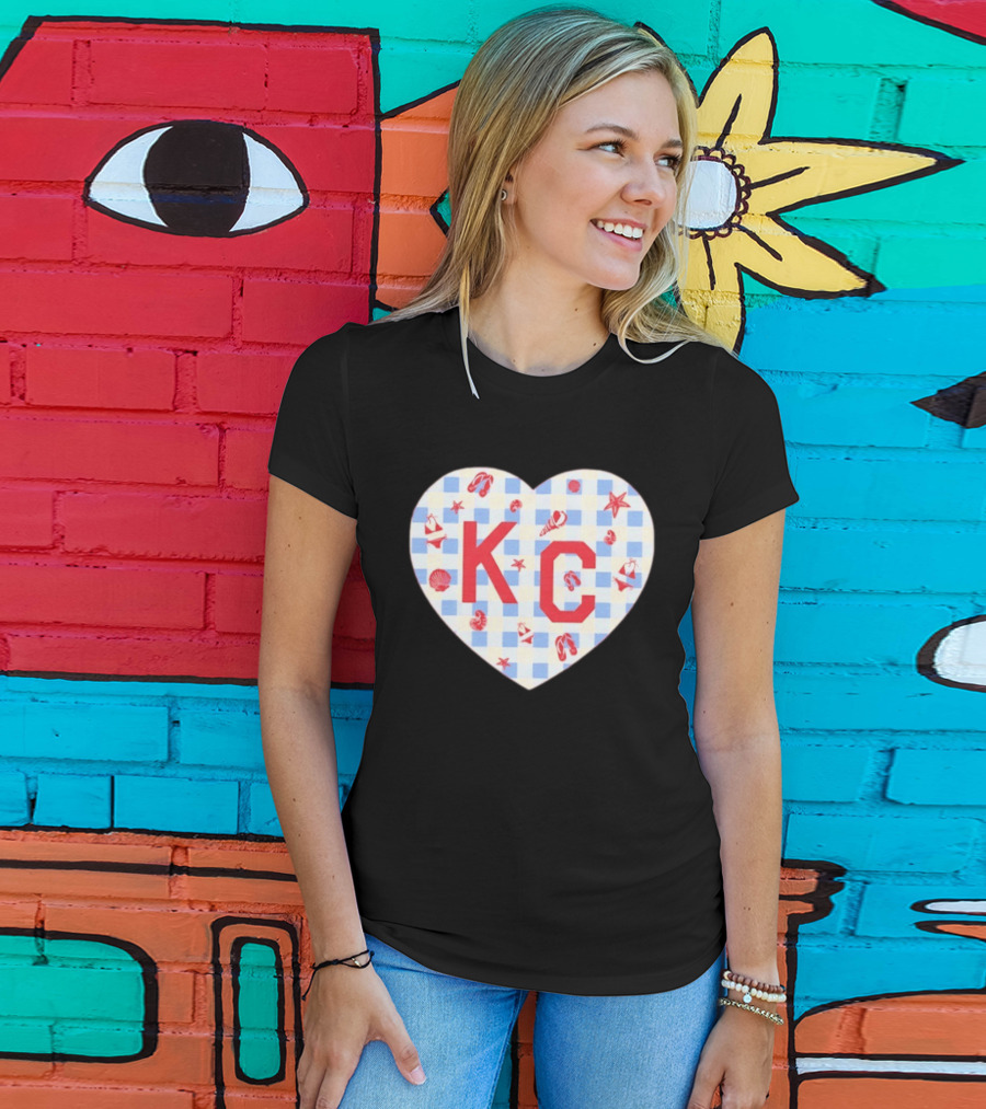 KC Heart Summertime Oatmeal Checkered Seashells And Starfish T-Shirt