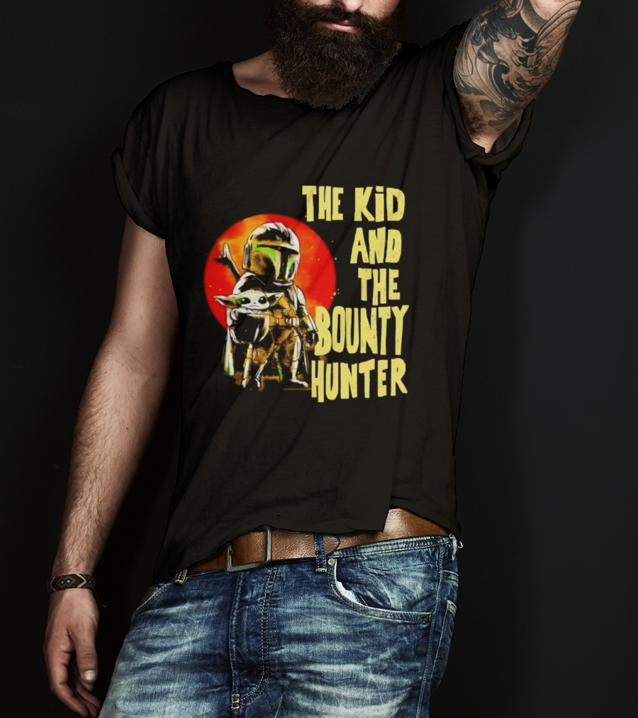 The Kid And The Bounty Hunter Grogu Din Djarin Star Wars Mandalorian Red Circle T-Shirt