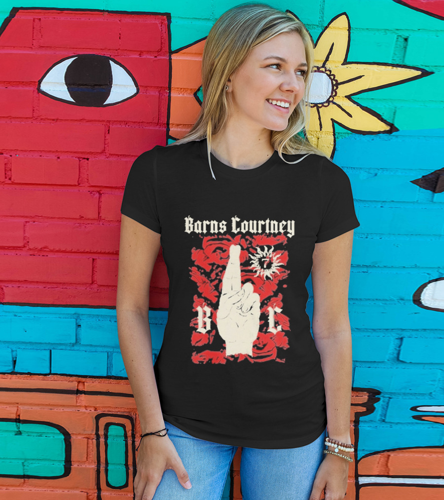 Barns Courtney Icon Roses Crossed Fingers V I C T-Shirt