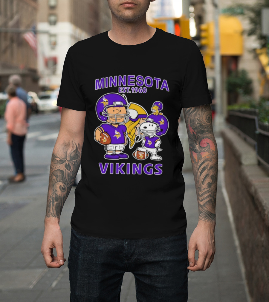 Minnesota Vikings Snoopy Charlie Brown Woodstock Est 1960 Football Team Fan Gear T-Shirt