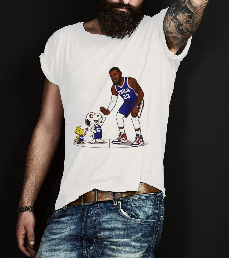 Snoopy Woodstock High Five LeBron James 23 Philadelphia 76ers Collaboration T-Shirt