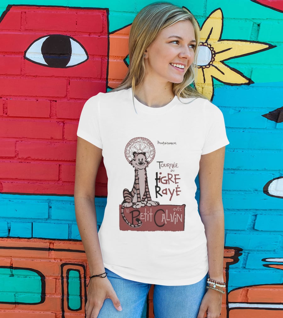 Tournée Du Tigre Raye Le Petit Calvin Avec Hobbes T-Shirt