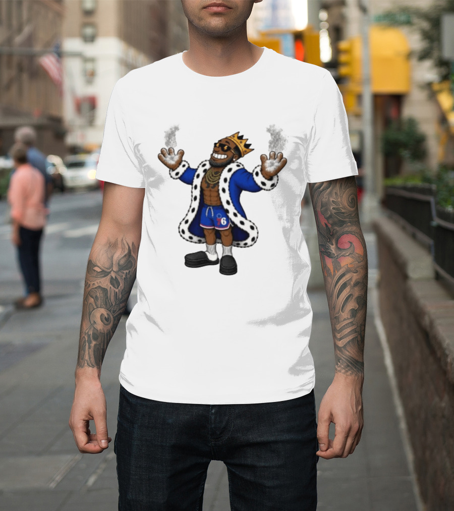 Philadelphia 76ers Cartoon King LeBron James Style Player With Crown And Robe T-Shirt