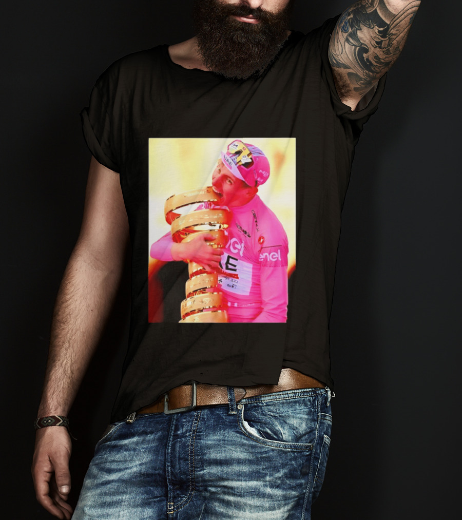 Tadej Pogacar 2024 Giro D'Italia Trophy Celebration In Pink Jersey T-Shirt