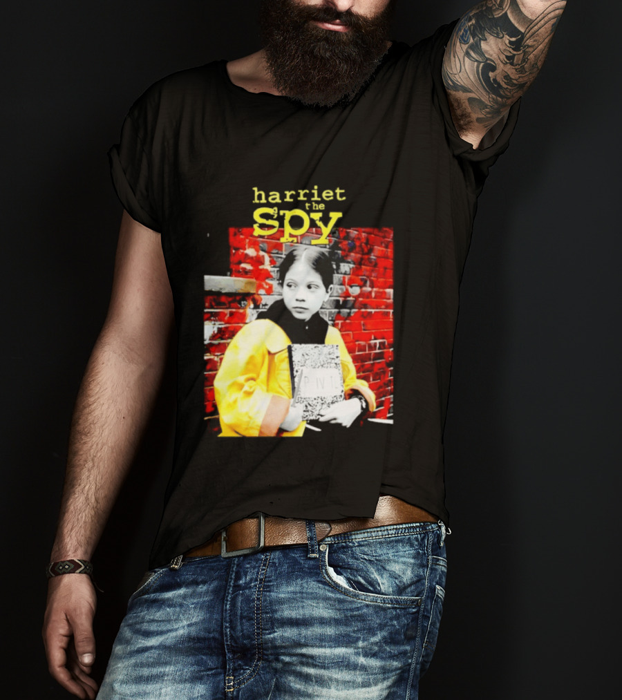 Harriet The Spy Michelle Trachtenberg Classic Yellow Raincoat Notepad T-Shirt