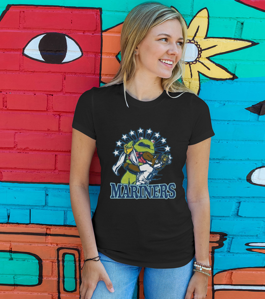 Mariner Moose Hugs Humpy Salmon With Mariners Stars T-Shirt