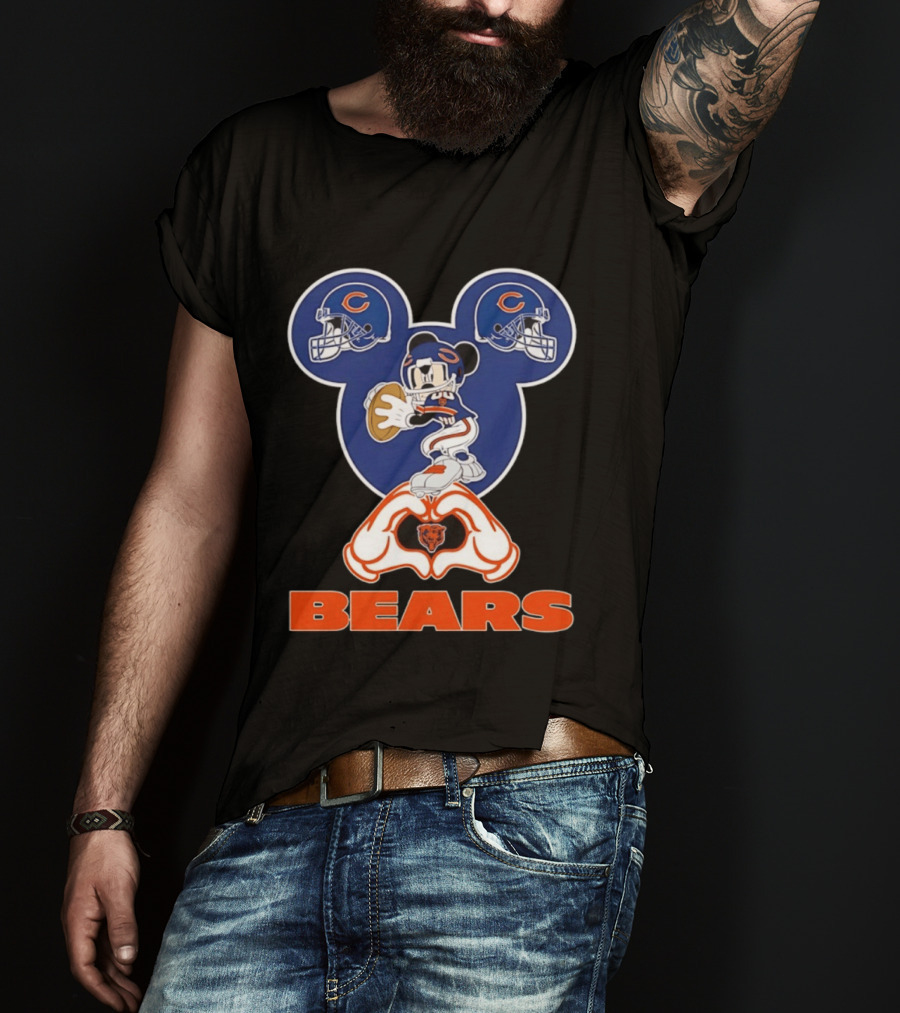 Mickey Mouse Chicago Bears Football Collaboration Bears T-Shirt