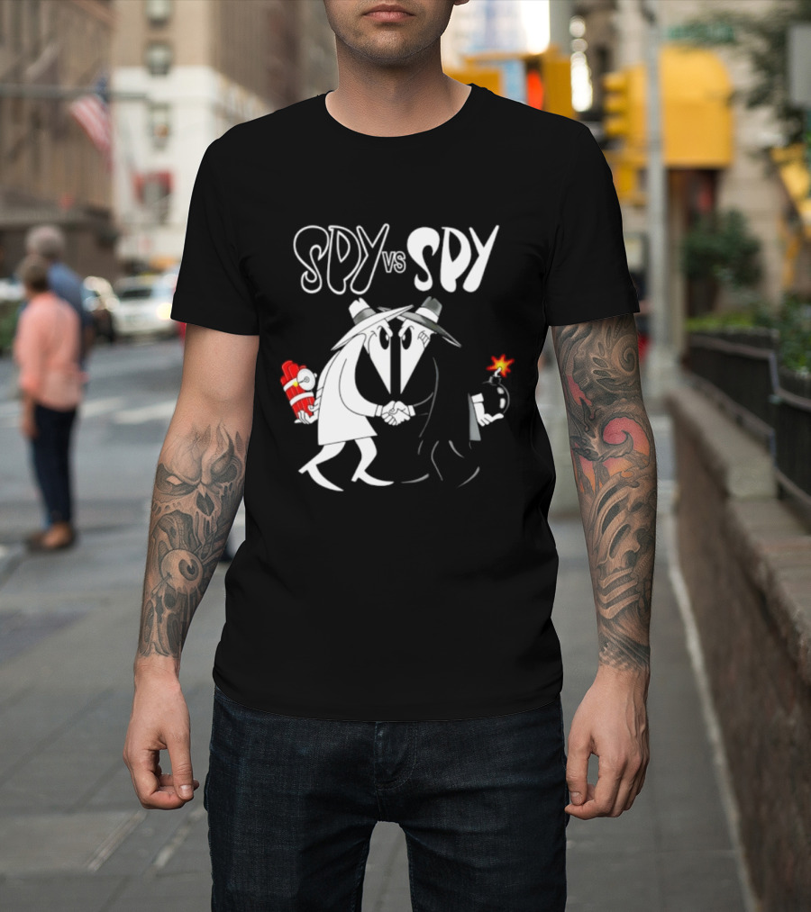 Spy Vs Spy Mad Magazine Comic Strip Cold War Classic Characters Showdown T-Shirt