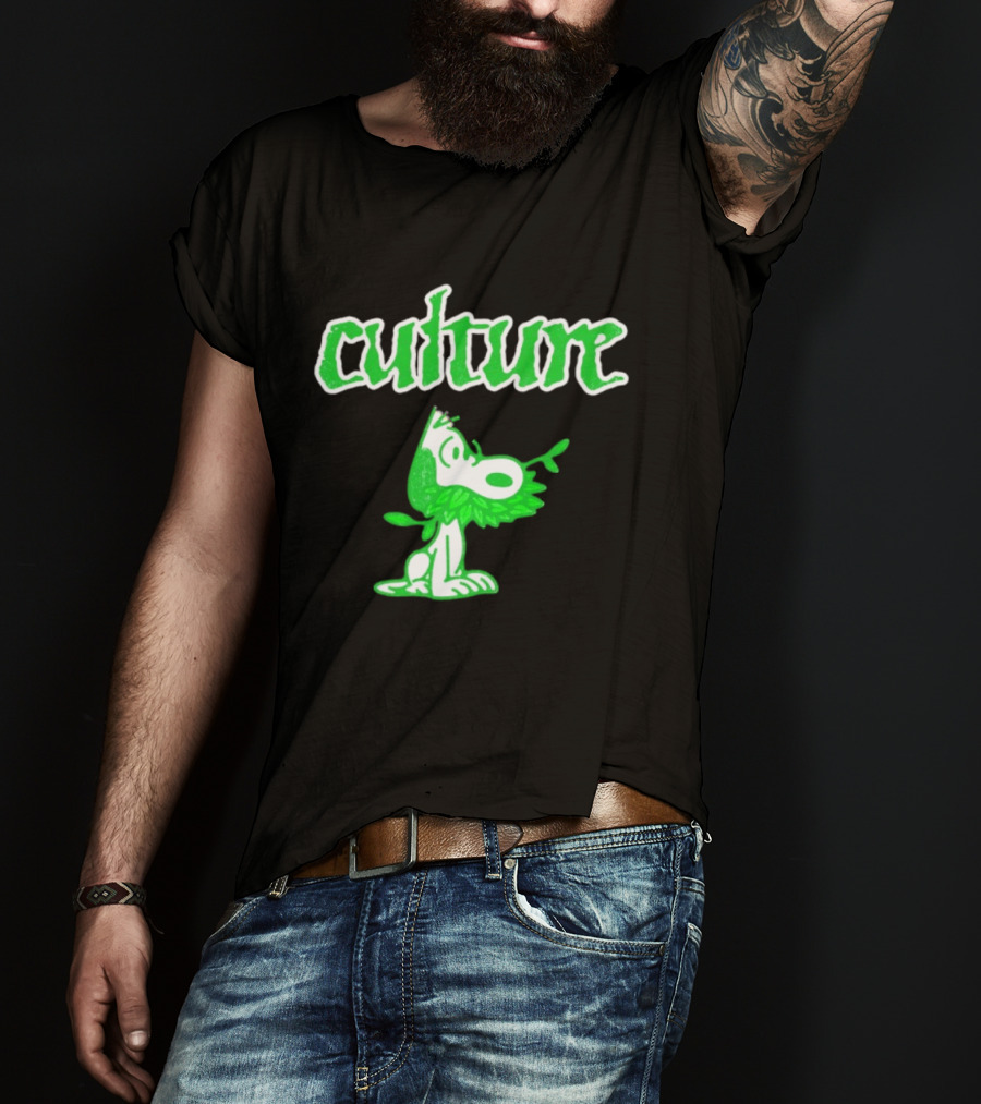 Culture Snoopy Peanuts Dog Leaf Crown T-Shirt