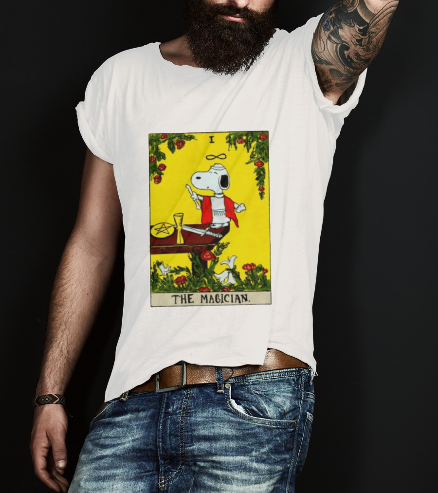 Snoopy Peanuts The Magician Tarot Card T-Shirt