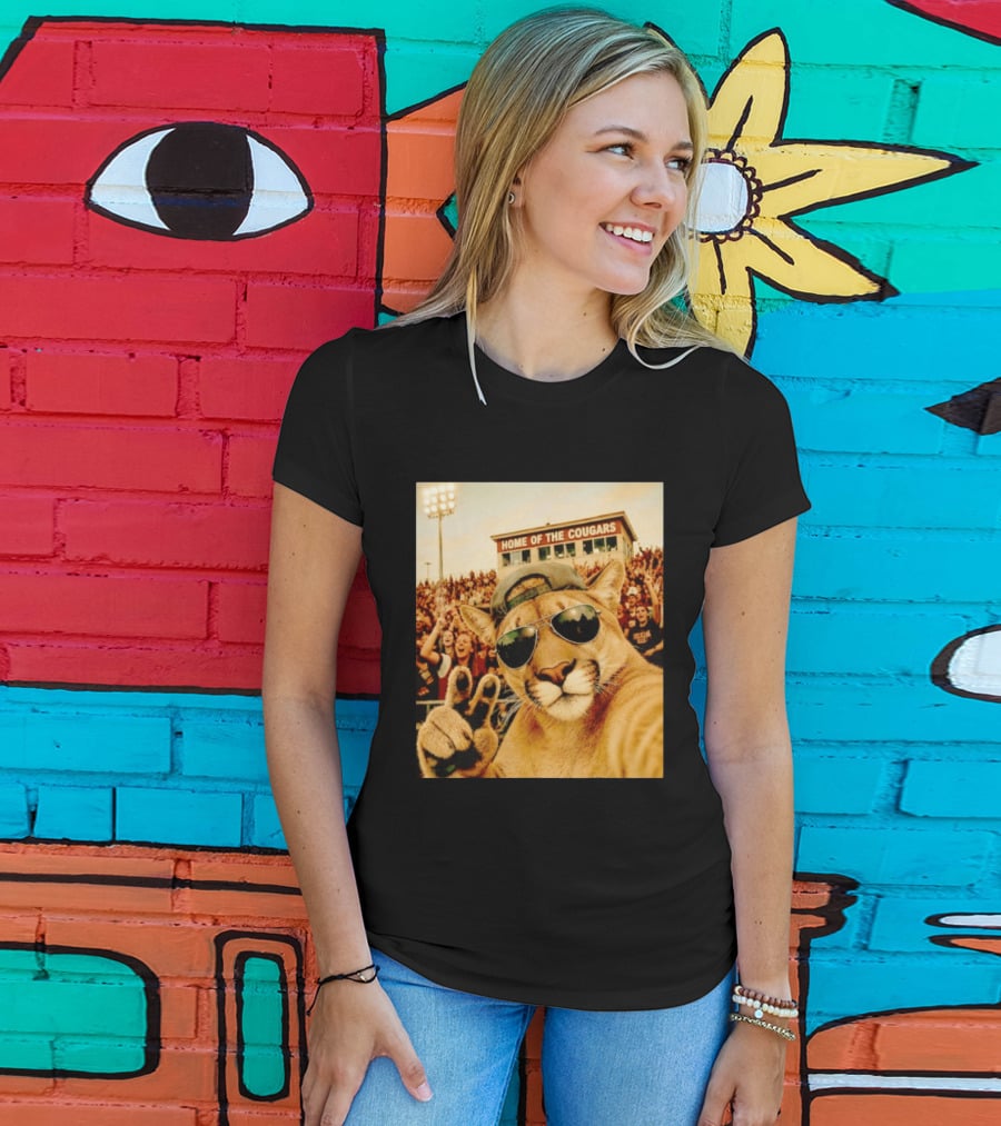 Cougar Selfie Home Of The Cougars Game Day Crowd T-Shirt