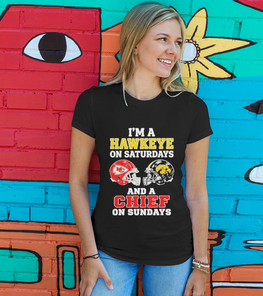 I'm A Hawkeye On Saturdays And A Chief On Sundays Helmet Head To Head T-Shirt
