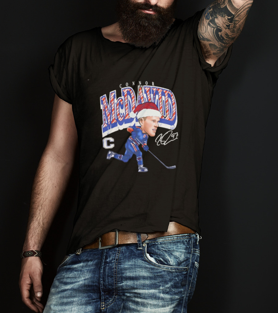 Connor McDavid Edmonton Oilers Cartoon Santa Hat ND97 T-Shirt