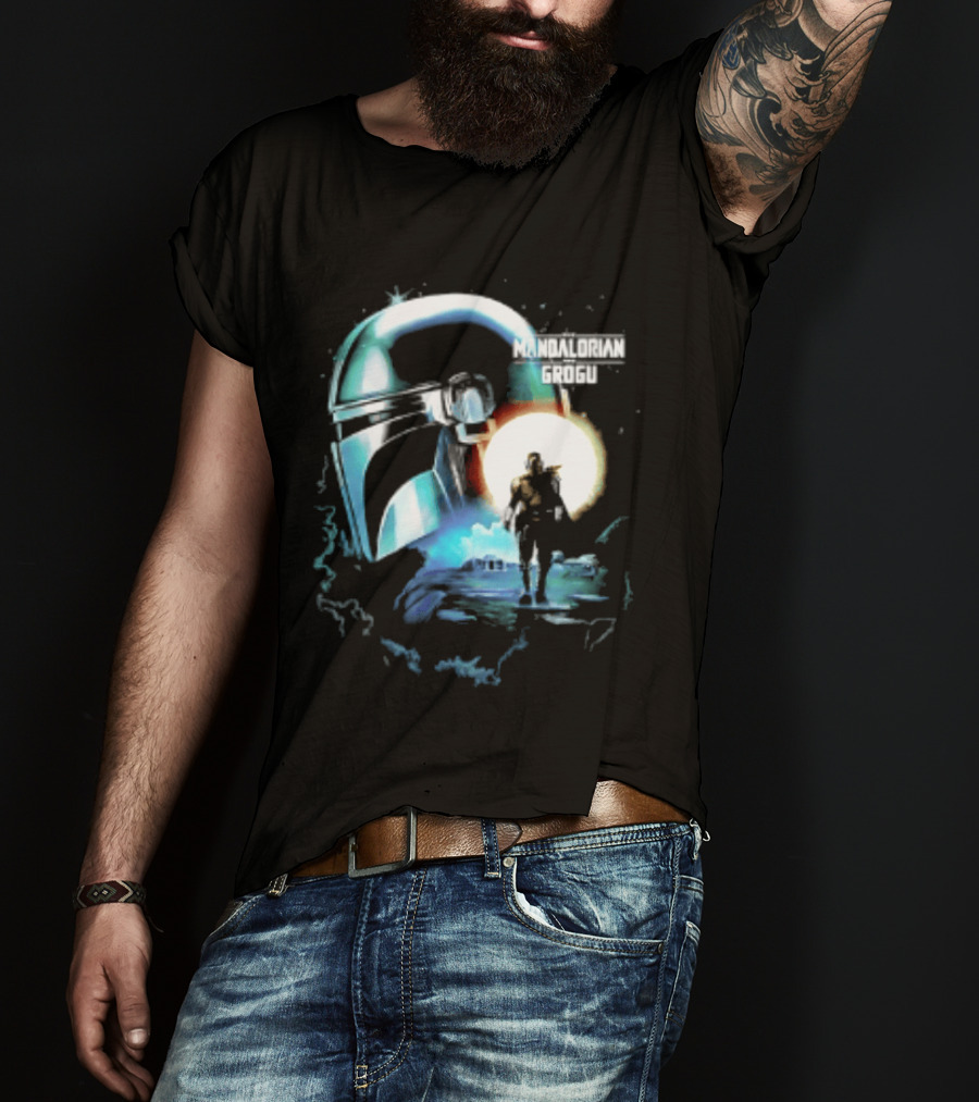 The Mandalorian And Grogu Helmet Silhouette Star Wars Disney Plus Series T-Shirt
