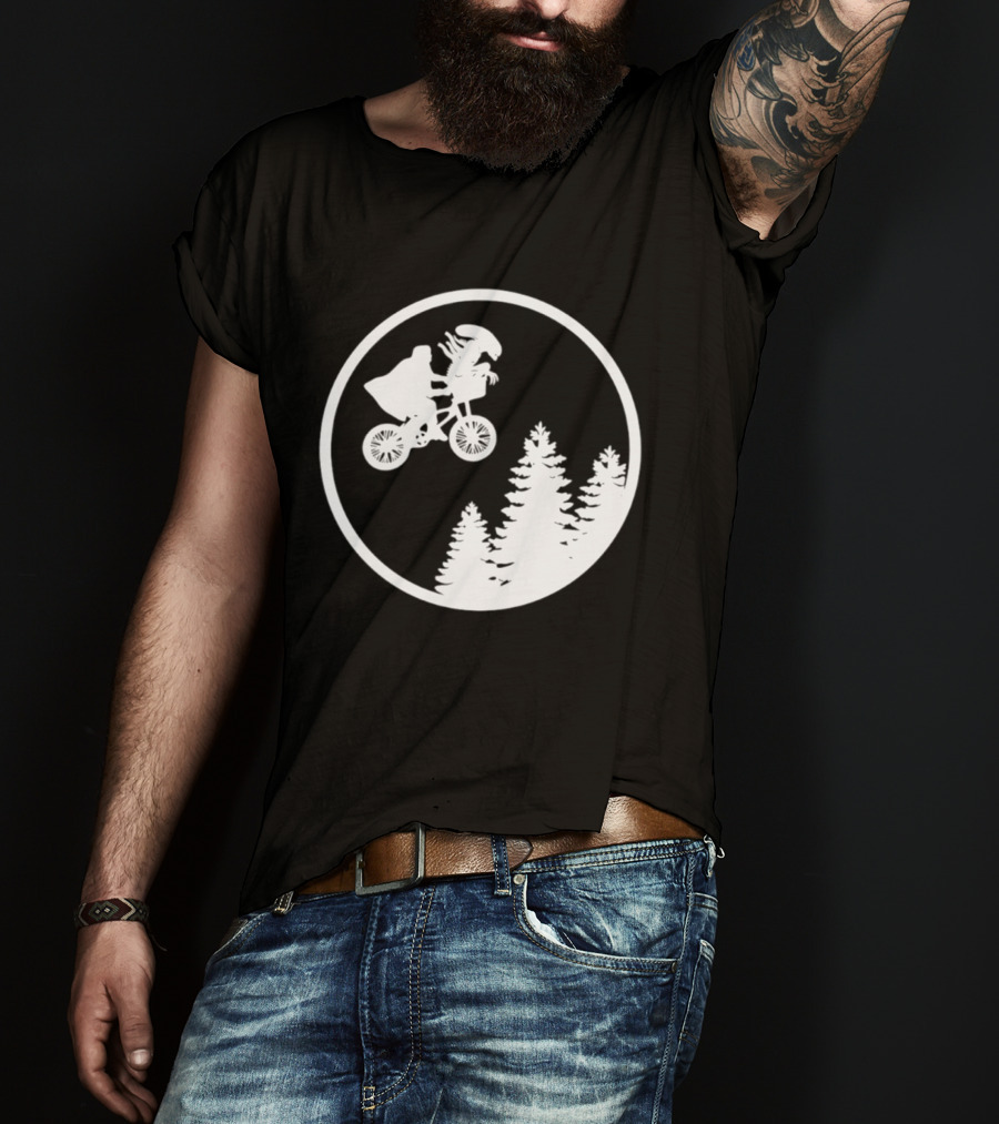 Alien On Bicycle With Trees In Circle Flying Scene 2026 T-Shirt