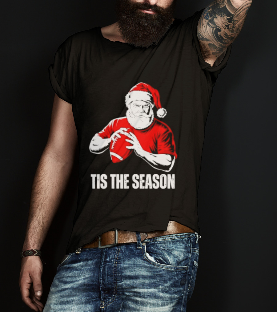 Santa Claus Playing Football Tis The Season Christmas 2026 T-Shirt