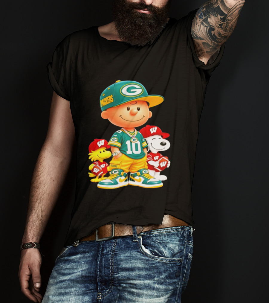 Charlie Brown Snoopy Woodstock Green Bay Packers Wisconsin Badgers Sports Fan Gear T-Shirt