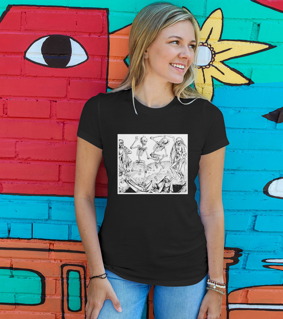Danse Macabre Skeleton Dance Halloween Medieval T-Shirt