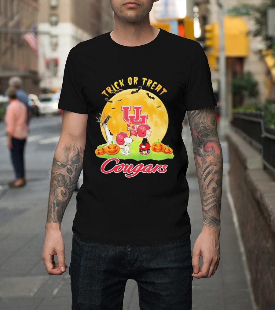 Houston Cougars Peanuts Trick Or Treat Halloween 2026 Abbey Road T-Shirt