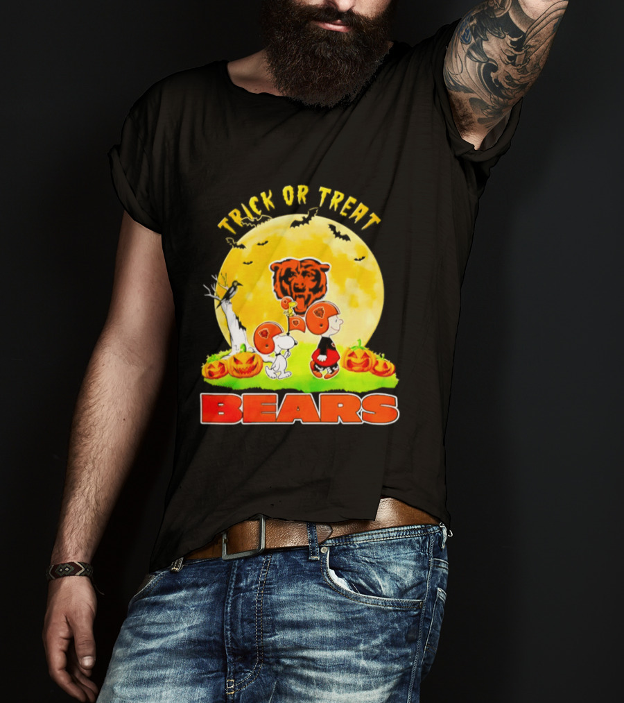 Chicago Bears Peanuts Halloween Trick Or Treat Pumpkins T-Shirt