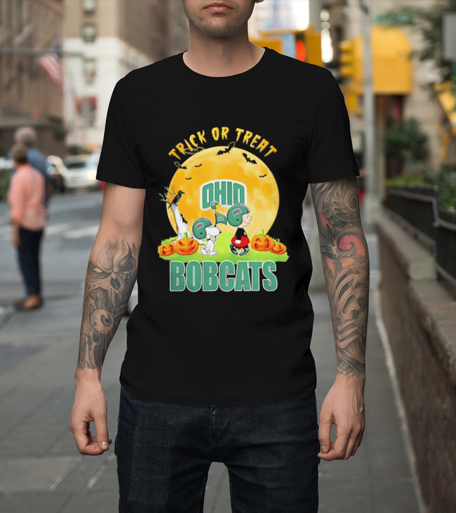 Ohio Bobcats Peanuts Trick Or Treat Halloween 2026 T-Shirt