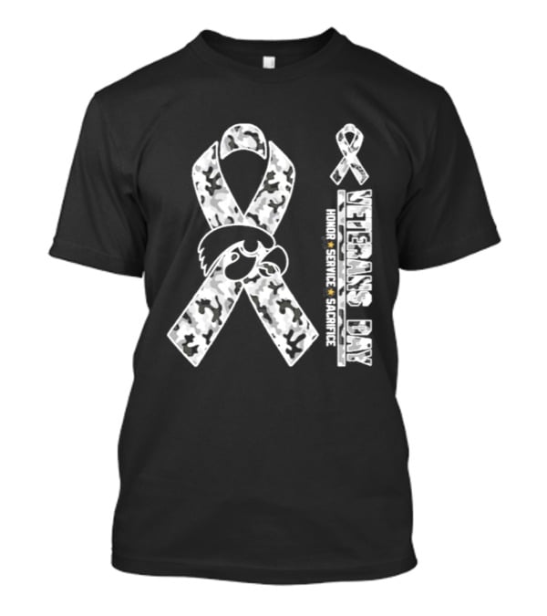 Iowa Hawkeyes Veterans Day 2026 Camouflage Ribbon Honor Service Sacrifice T-Shirt