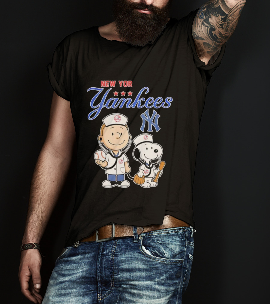 New York Yankees Charlie Brown Snoopy Nurse Peanuts T-Shirt