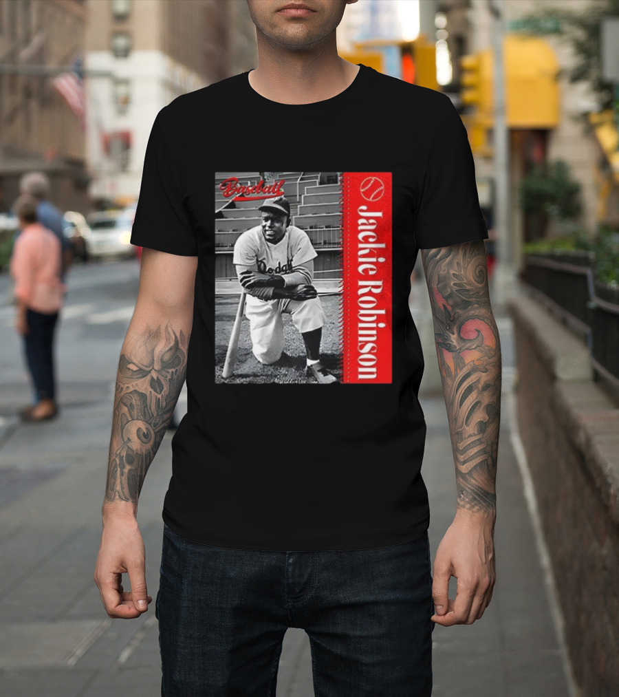 Jackie Robinson Baseball Dodgers Vintage Black And White Image T-Shirt