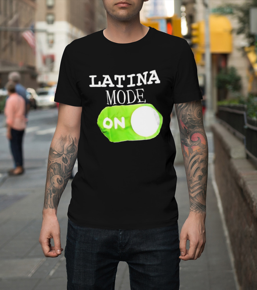 Latina Mode On Switch Green Circle T-Shirt