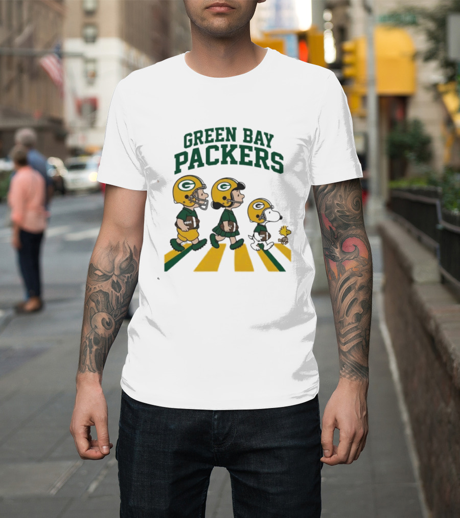 Green Bay Packers Peanuts Characters Abbey Road T-Shirt