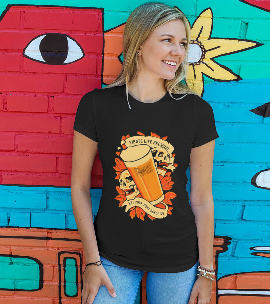 Pirate Life Brewing Est 2014 Port Adelaide Pint Skulls T-Shirt