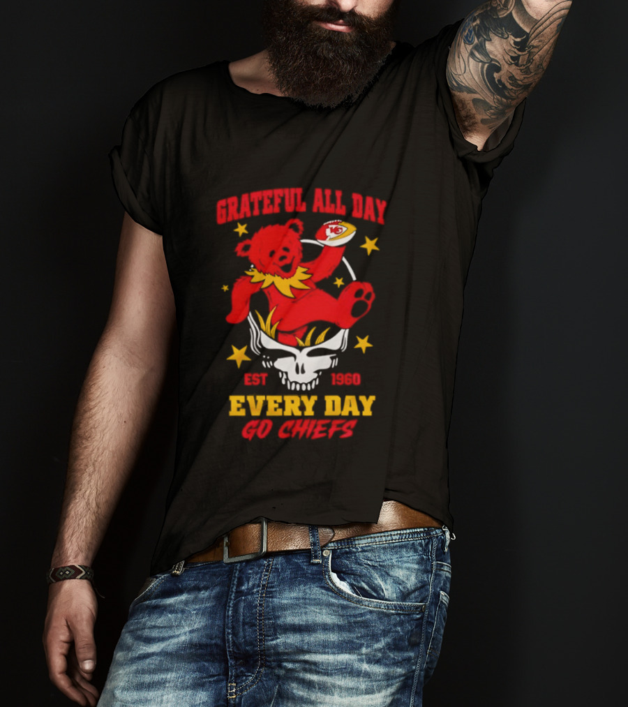 Grateful All Day Every Day Go Chiefs Est 1960 Kansas City Chiefs X Grateful Dead T-Shirt
