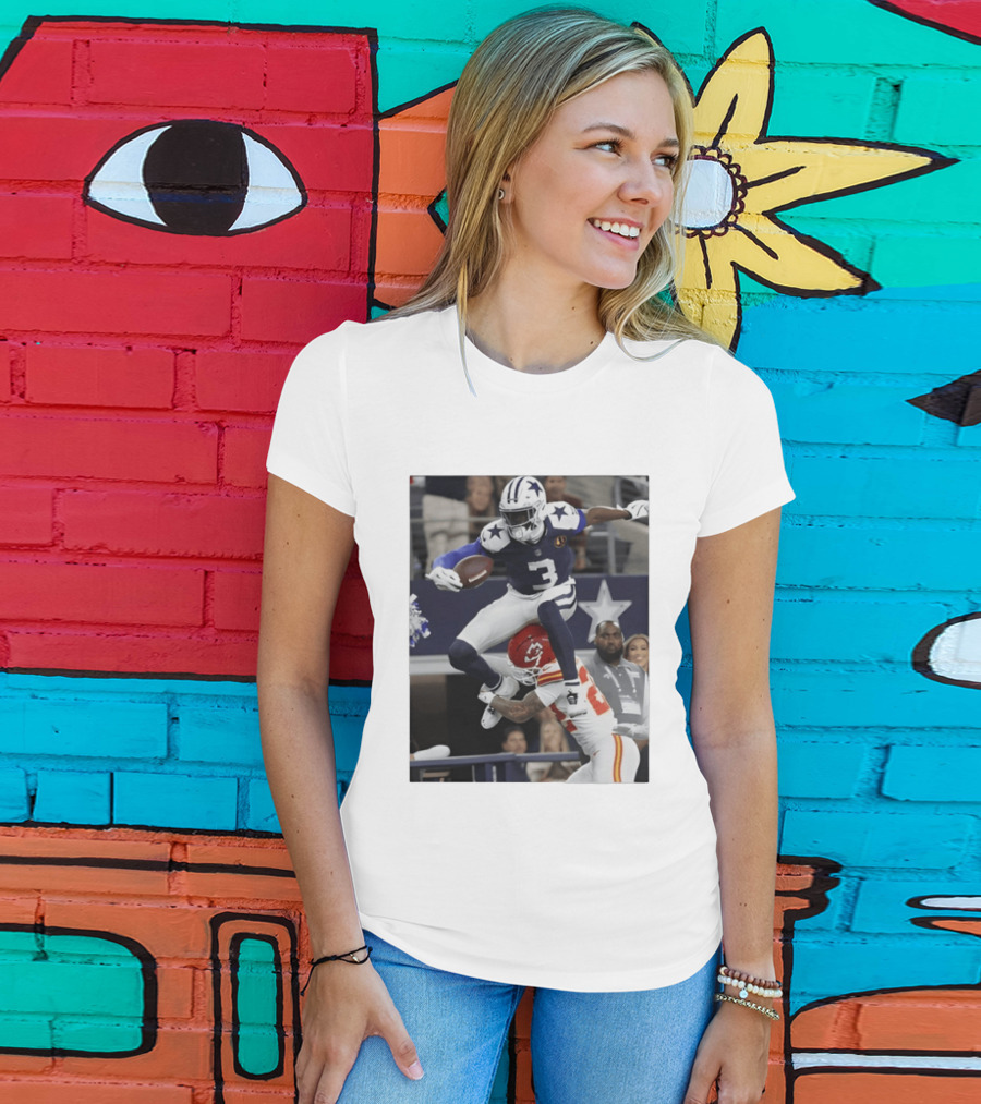 Football Leap Dallas Vs Kansas Royals Dynamic Action T-Shirt