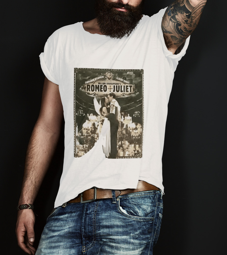 William Shakespeare's Romeo And Juliet Leonardo Claire Iconic Romantic Scene T-Shirt