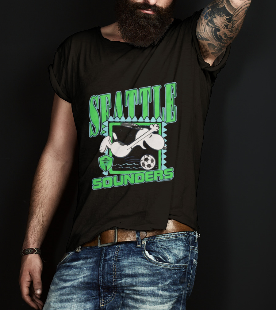 Peanuts Snoopy Seattle Sounders Soccer Collaboration T-Shirt