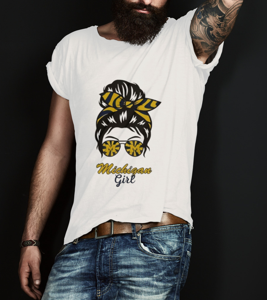 Michigan Girl Messy Bun Glasses Bow T-Shirt