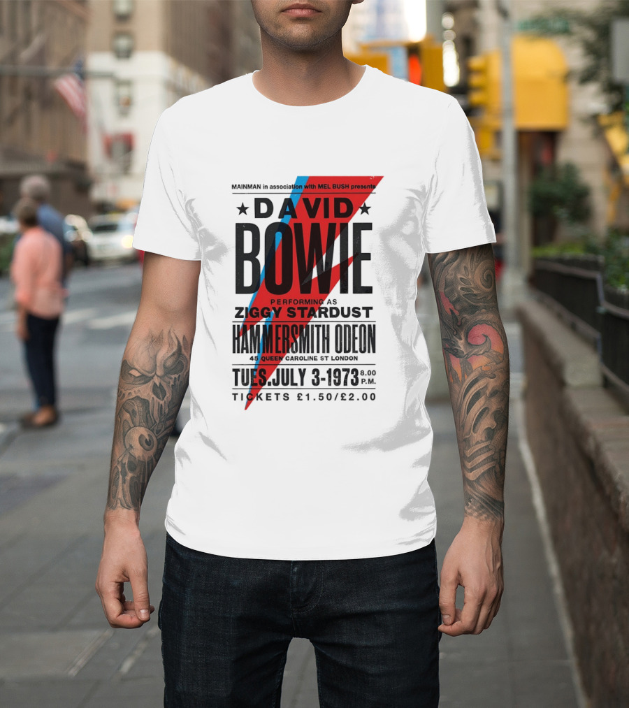David Bowie Performing As Ziggy Stardust Hammersmith Odeon London July 3 1973 T-Shirt
