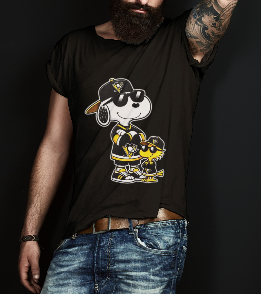 Snoopy Woodstock Pittsburgh Penguins NHL 2026 Sports Fan Collaboration T-Shirt