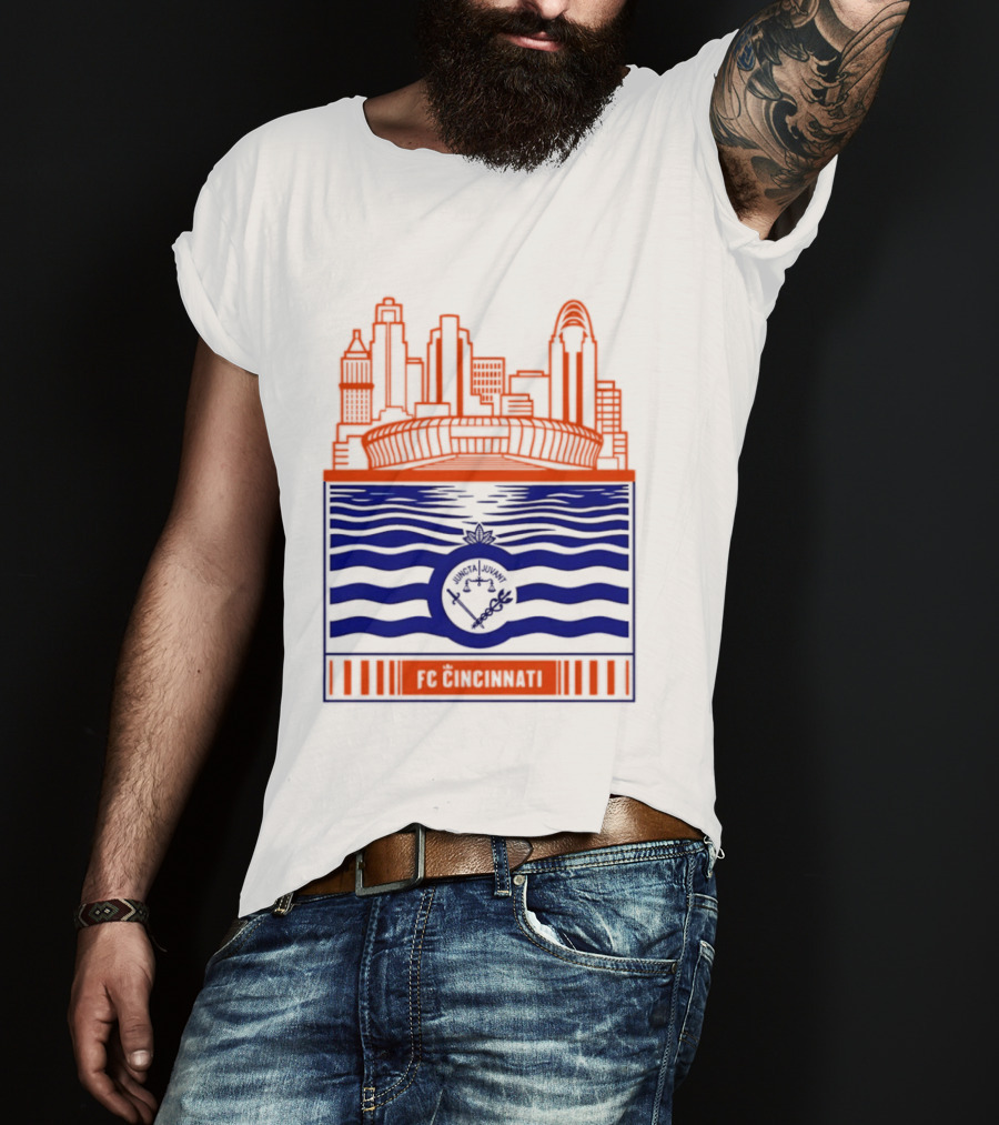 FC Cincinnati Stadium Skyline With River Flag T-Shirt