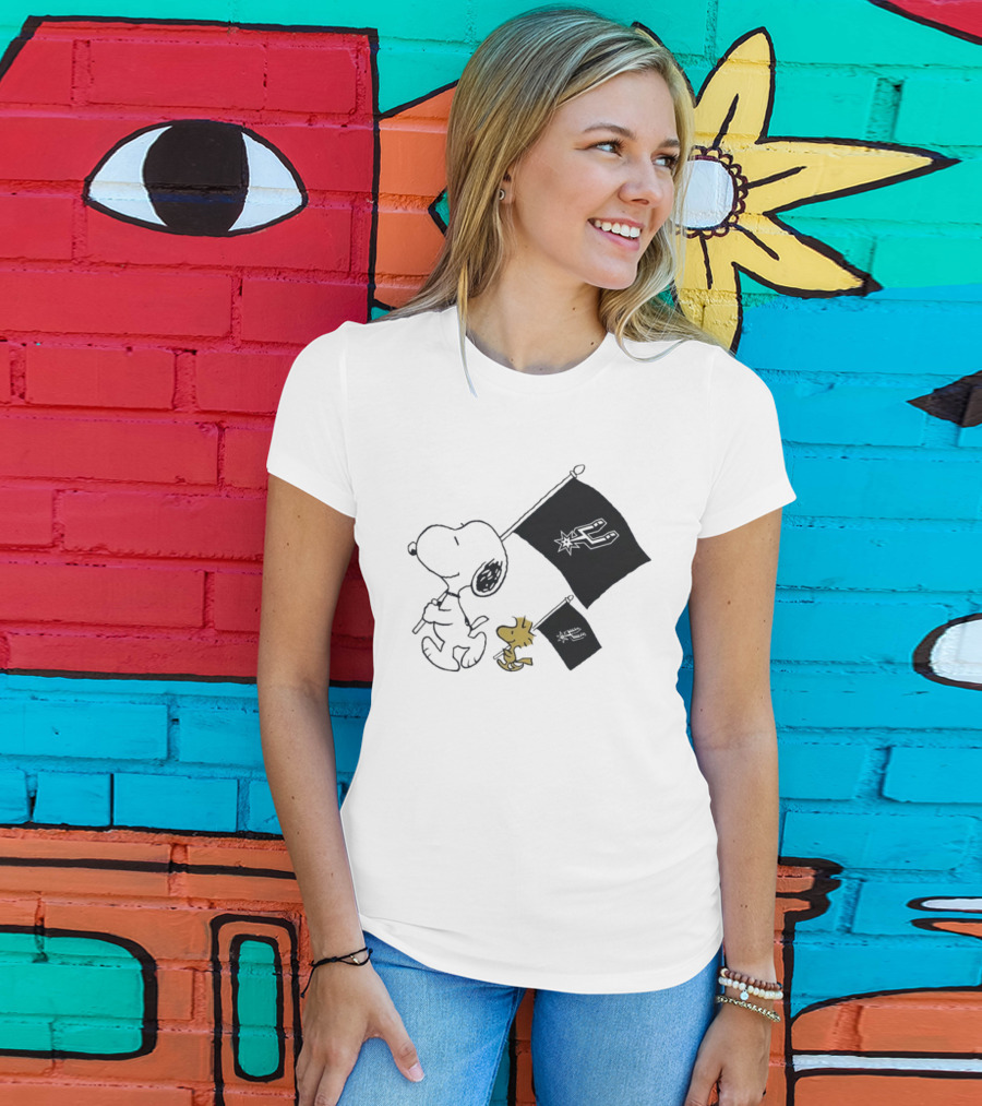 Snoopy Woodstock San Antonio Spurs Flags Peanuts NBA Fan T-Shirt