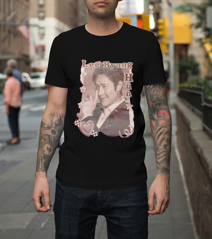 Lee Byung Hun Retro Aesthetic With Stars And Hearts T-Shirt