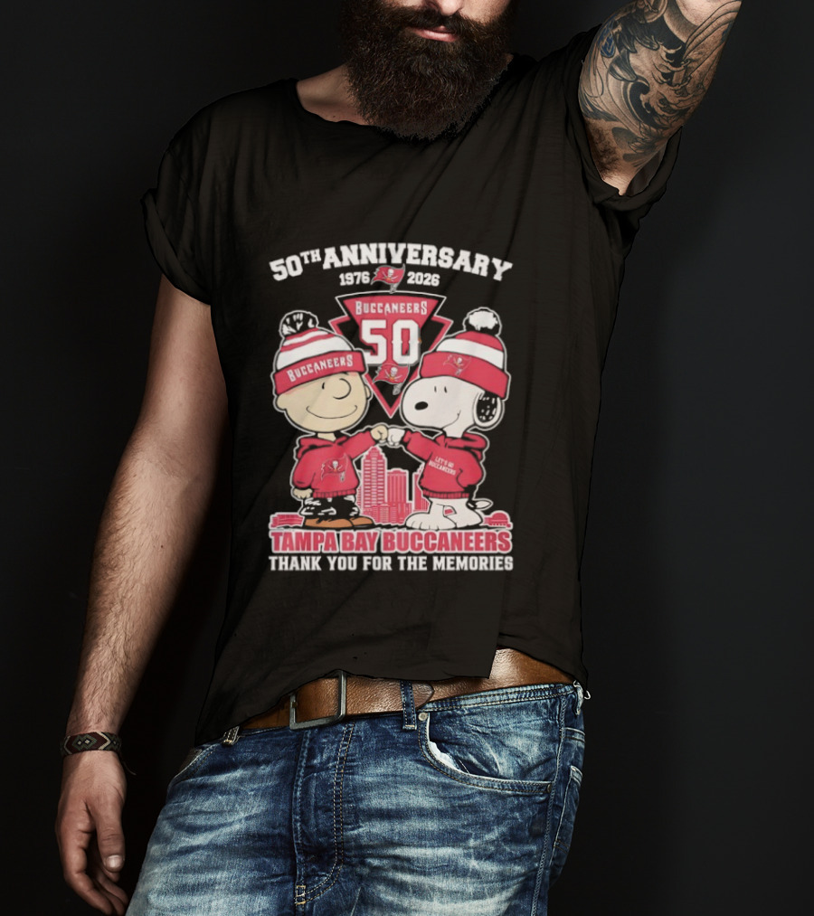 50th Anniversary Tampa Bay Buccaneers Snoopy Charlie Brown 1976 2026 Thank You For The Memories T-Shirt