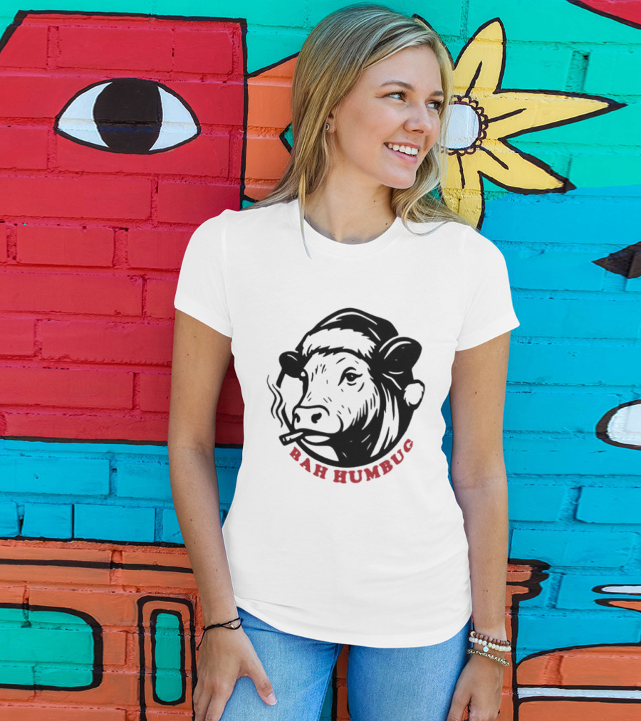 Cow Santa Smoking Bah Humbug Christmas Humor T-Shirt