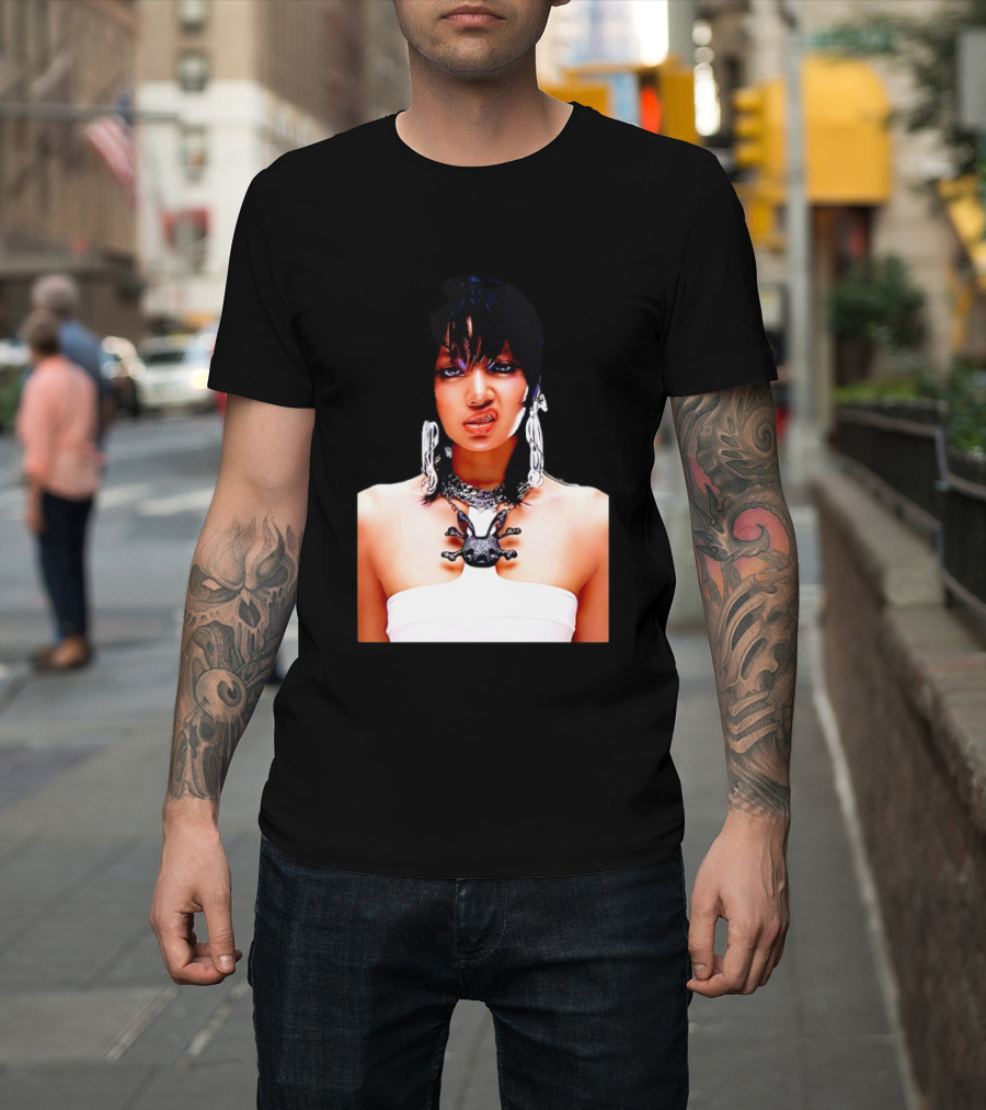 Lisa Rockstar Blackpink V1 Necklace And Earrings T-Shirt