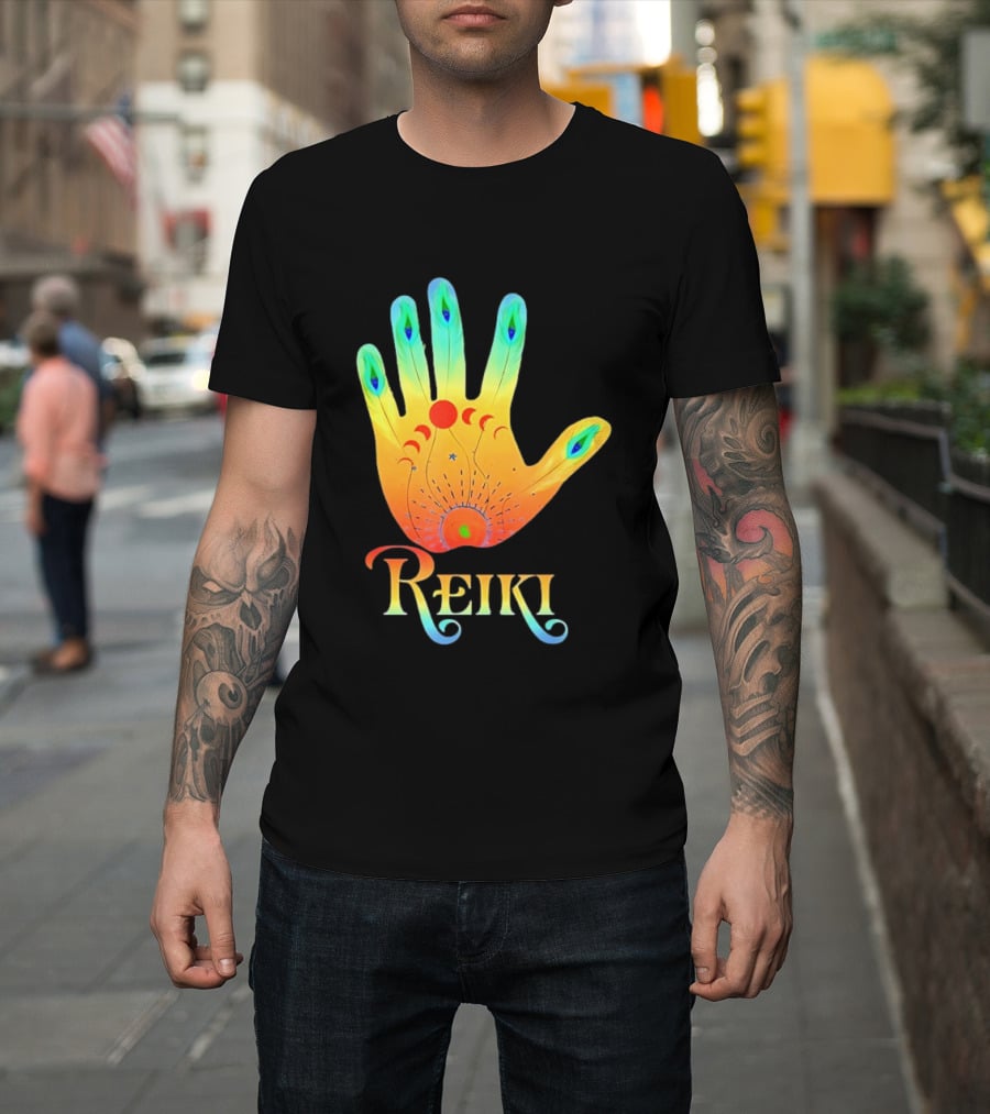 Reiki Practitioner Healer Therapist Master Colorful Hand T-Shirt